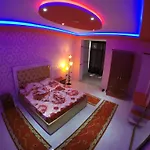 Отель Buza 3*