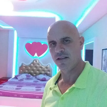Buza Hotel 3*