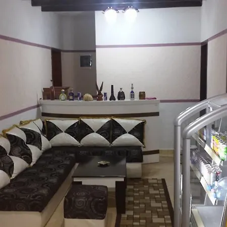 Buza New Shtoj