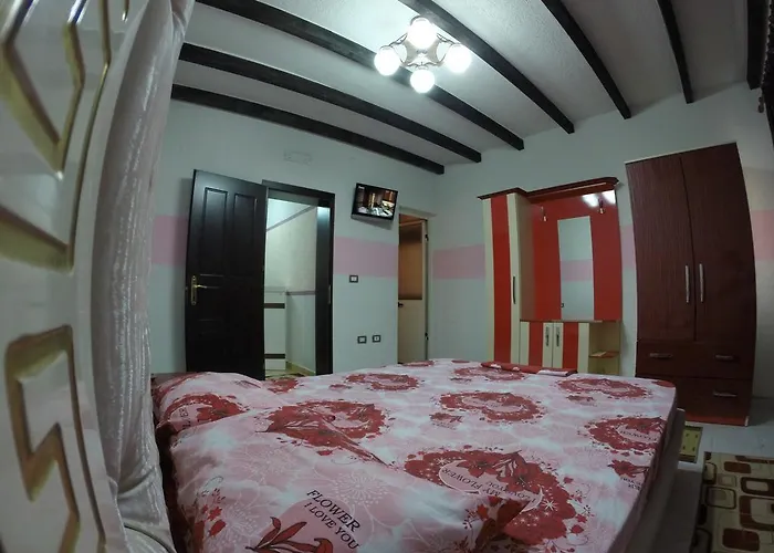 Buza Hotel New Shtoj